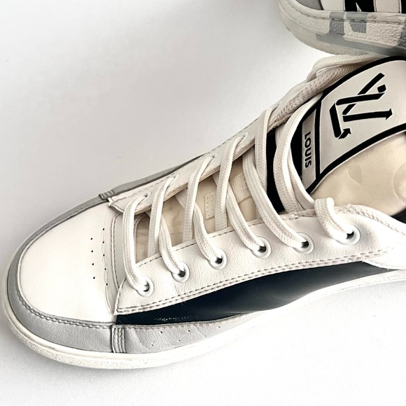 Louis Vuitton White and Gray Sneakers main image 4